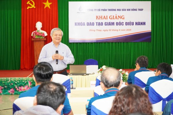 khai giảng khóa học CEO 4